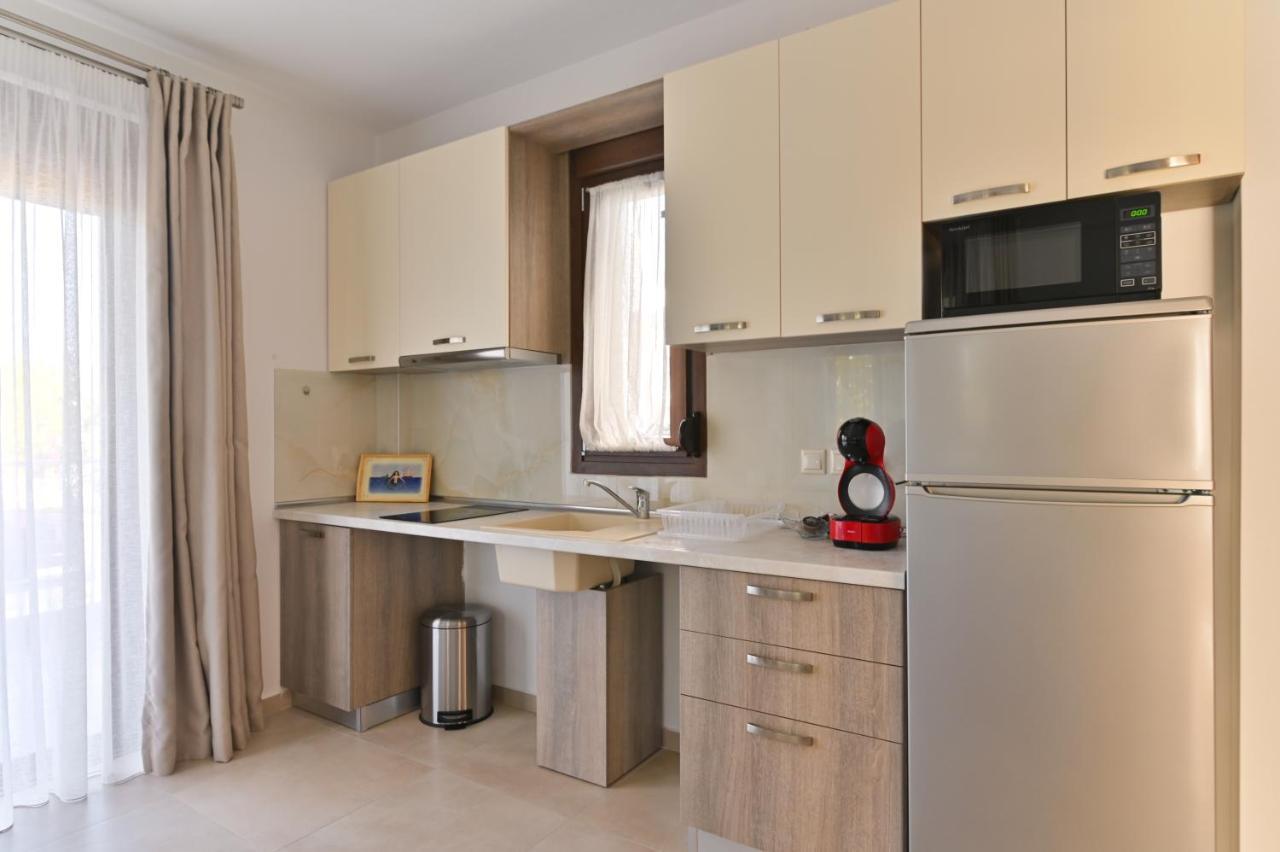 Kalli'S Apartments Nikiti  Dış mekan fotoğraf